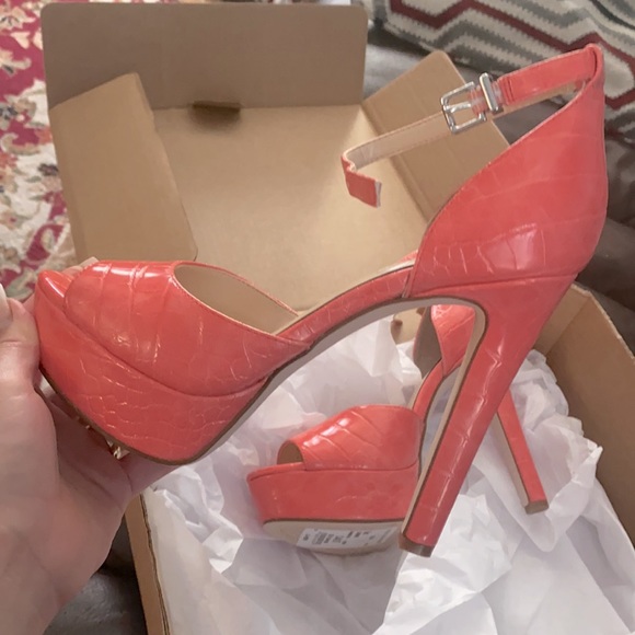 Beautifull heels never used too small for me - Picture 6 of 7